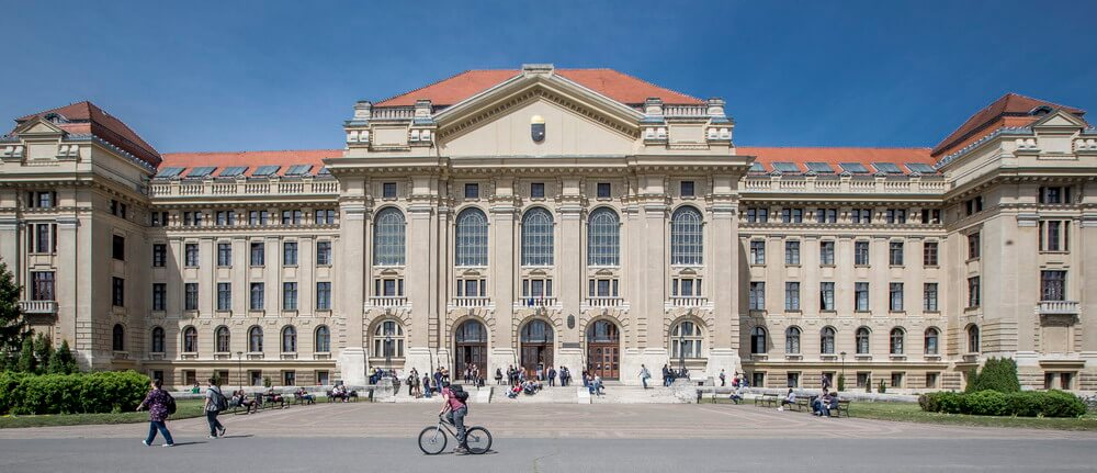 Becas de Pregrado y Posgrado en Hungría