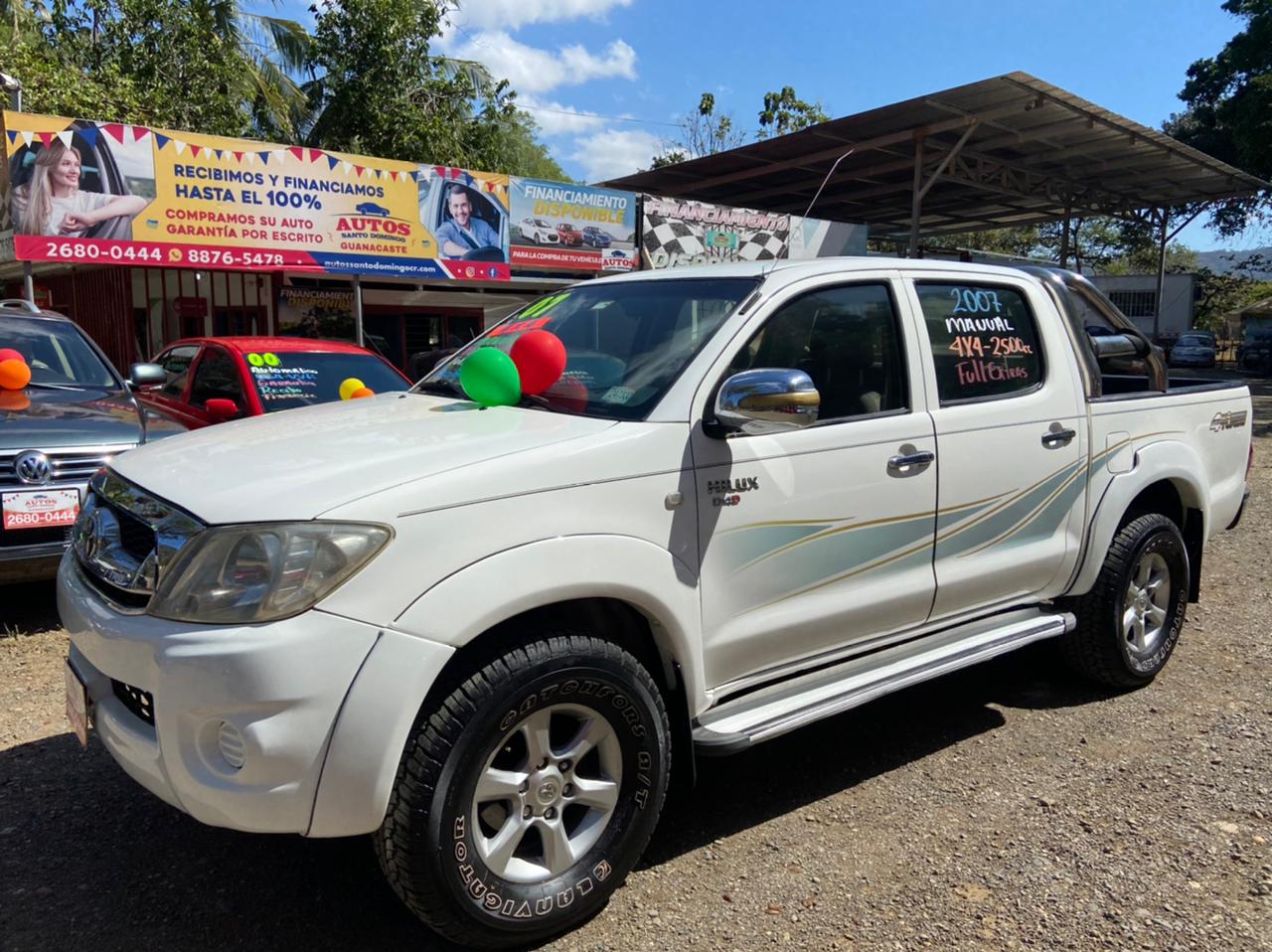 SE VENDE TOYOTA HILUX 2007