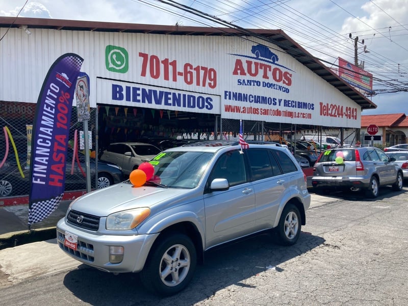 SE VENDE TOYOTA RAV4 L-VVT-i-2002-4X4-AUTOMATICO