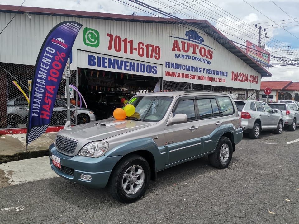 SE VENDE HYUNDAI TERRACAN-2004-AUTOMATICO-4X4