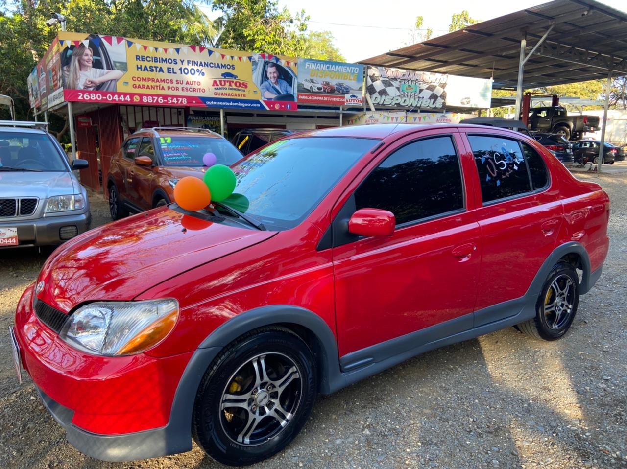 SE VENDE TOYOTA ECHO YARIS 2000