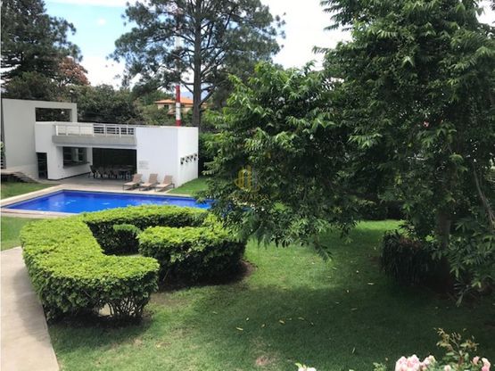 Apartamento con vista en Condominio Bohemia, Bello Horizonte de Escazú