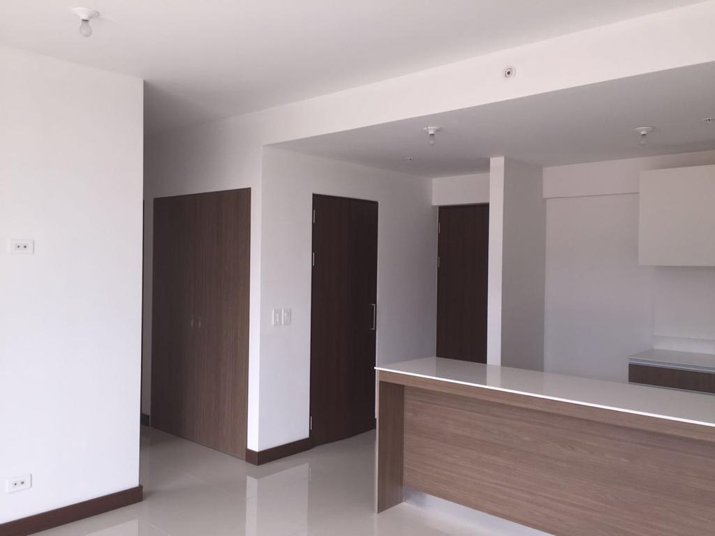 Lindo apartamento en alquiler, Nunciatura Flats Rohrmoser