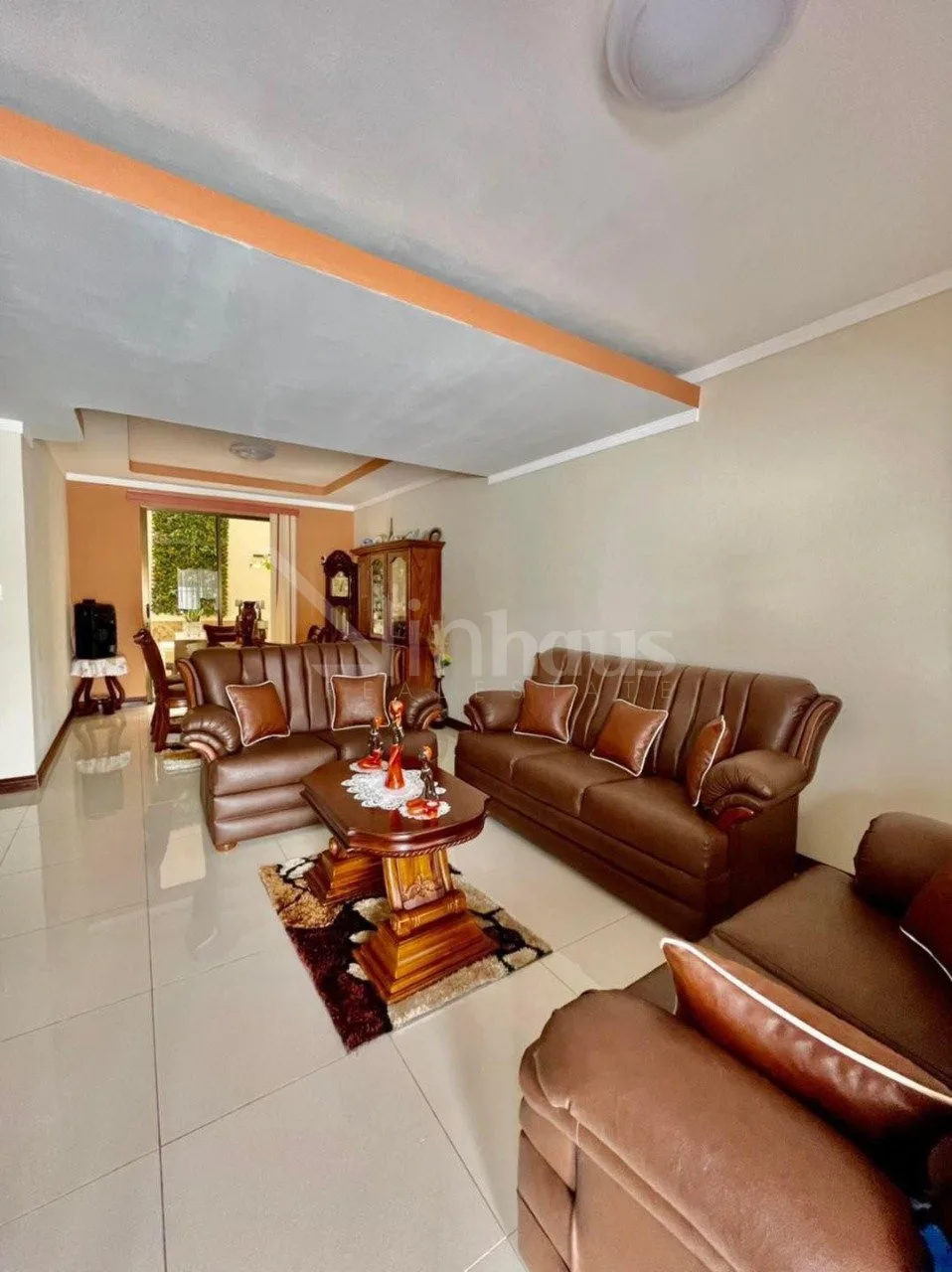 Venta de Casa en Condominio de 6 unidades, Pinares, Curridabat