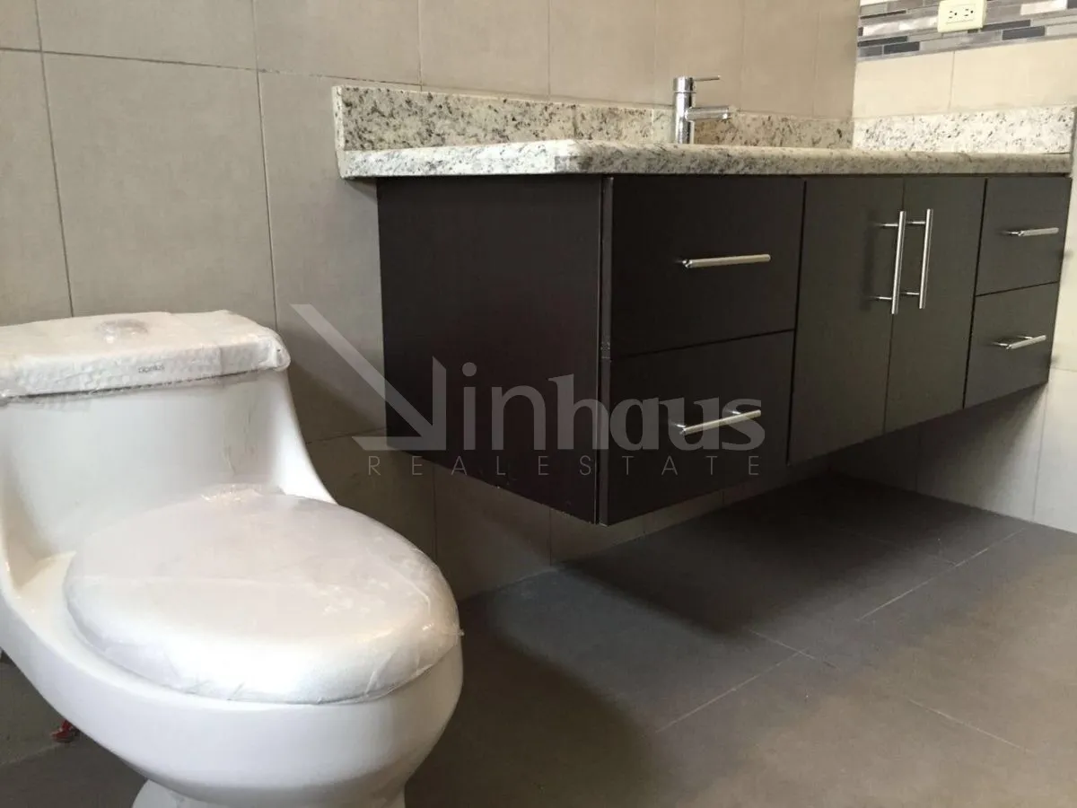 Casa Nueva en Venta en Rohrmoser, con excelente ubicación. - foto 3