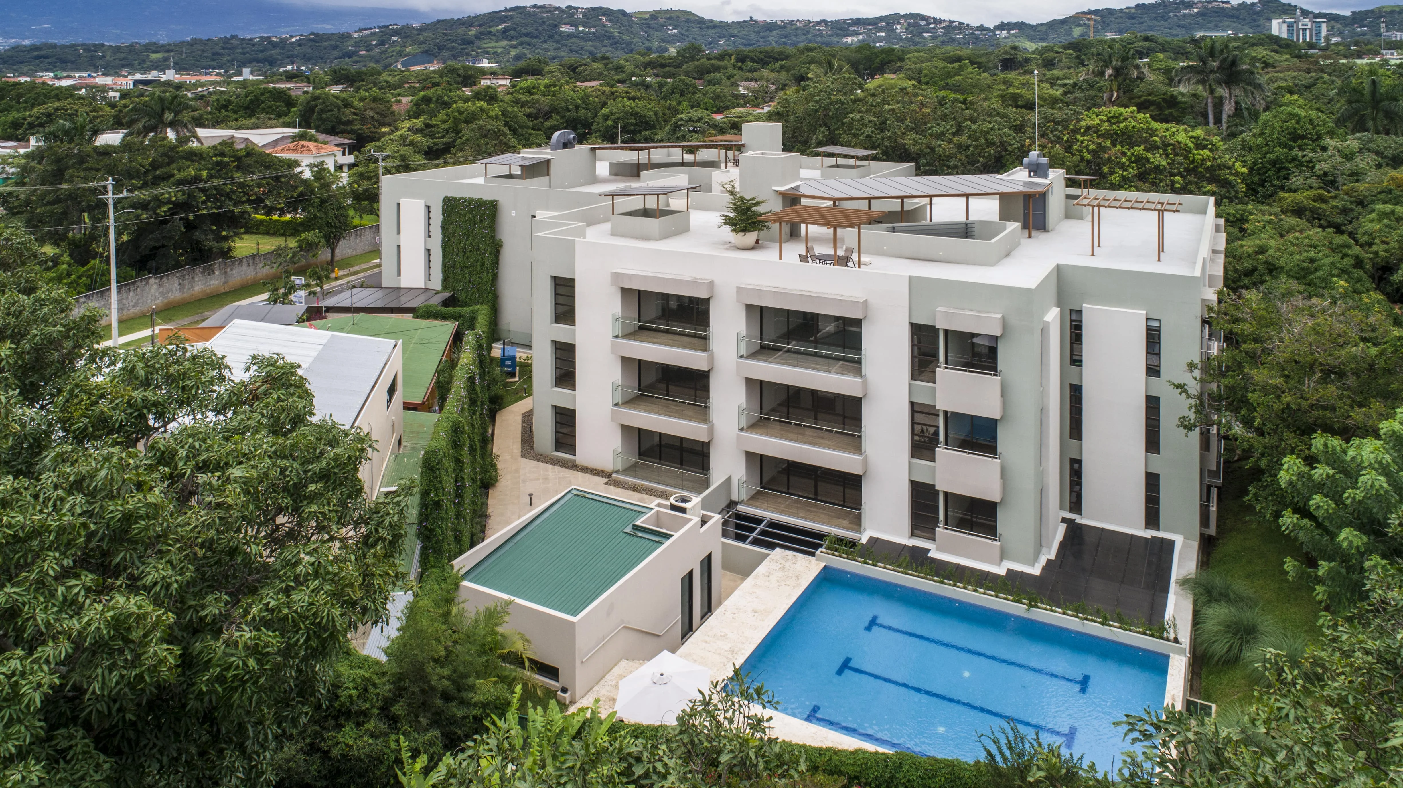 Venta de Apartamento en Condominio en Rio Oro, Santa Ana