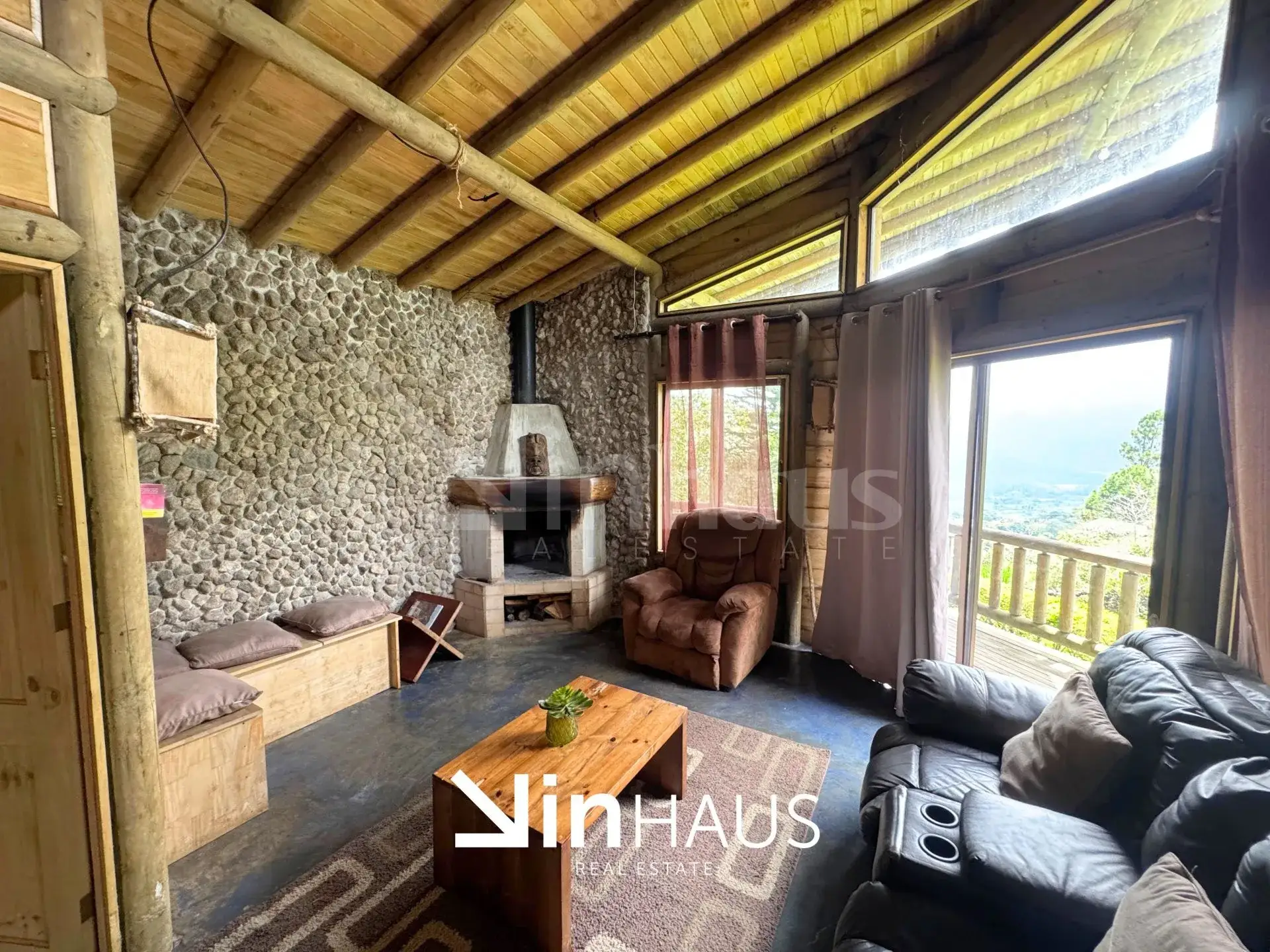 Venta de finca con cabaña en el Yas de Paraíso de Cartago
