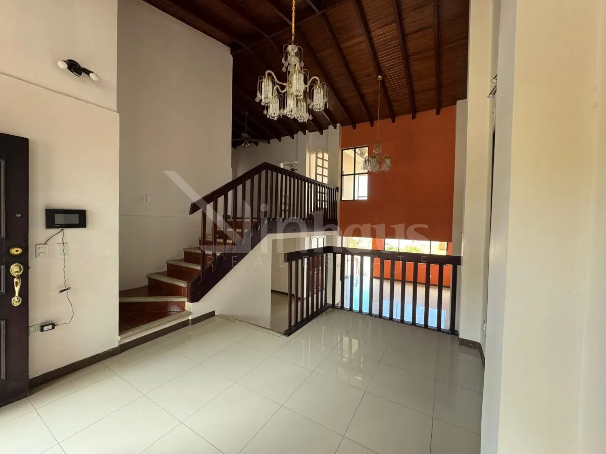 Alquiler de Casa en Rohrmoser