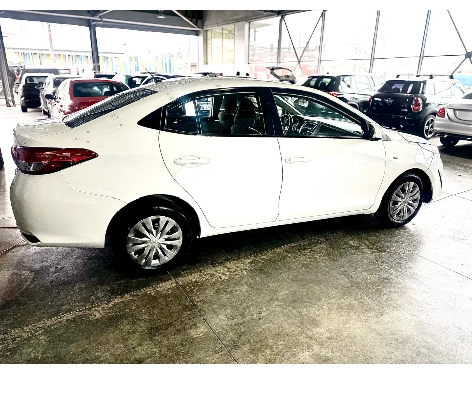 Toyota Yaris 2019 Automático, en venta por ₡7.500.000. - foto 2