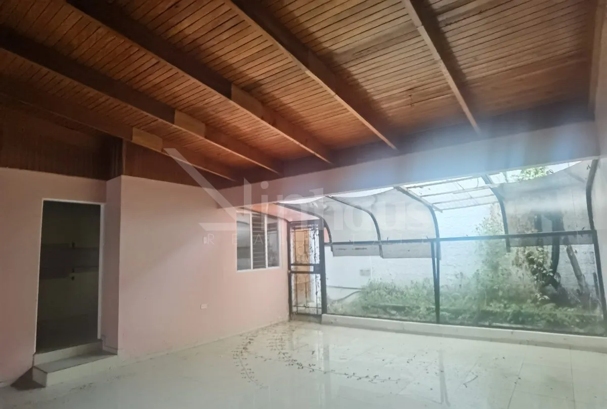 Venta de casa para remodelar - La Colina, Curridabat - foto 5