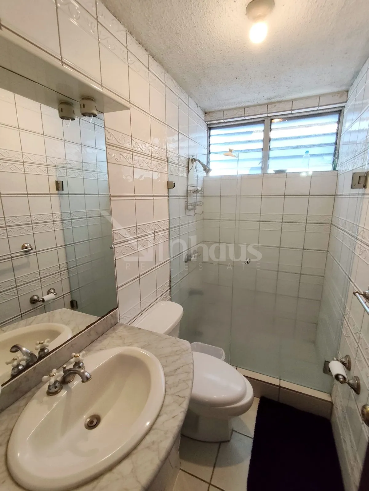 Venta de apartamento en condominio, Sabana Sur - foto 2
