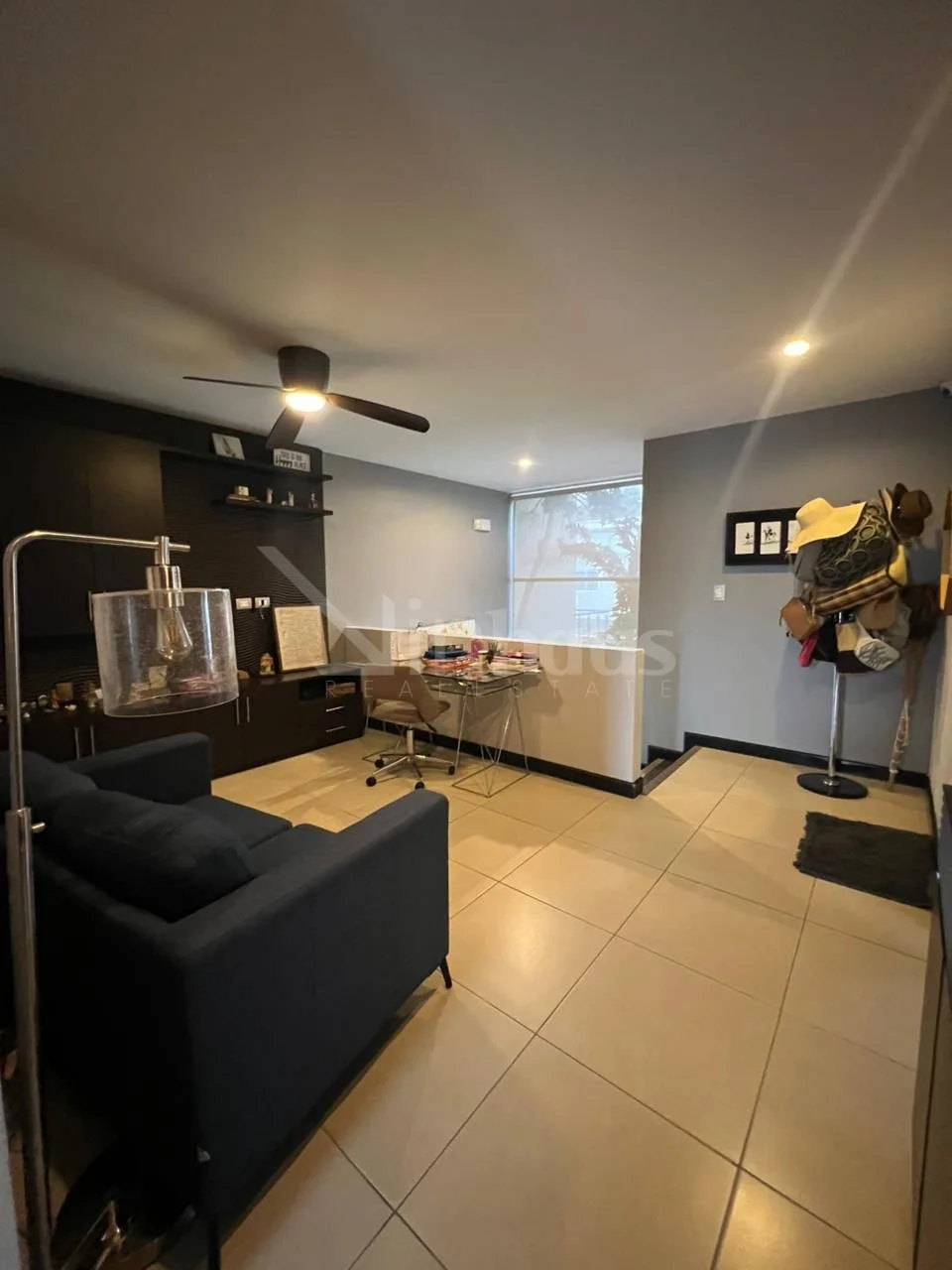 Venta de casa en Pozos de Santa Ana - foto 3