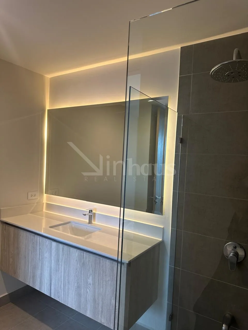 Venta de apartamento de una habitación en Torre Las Loras, Curridabat. - foto 2