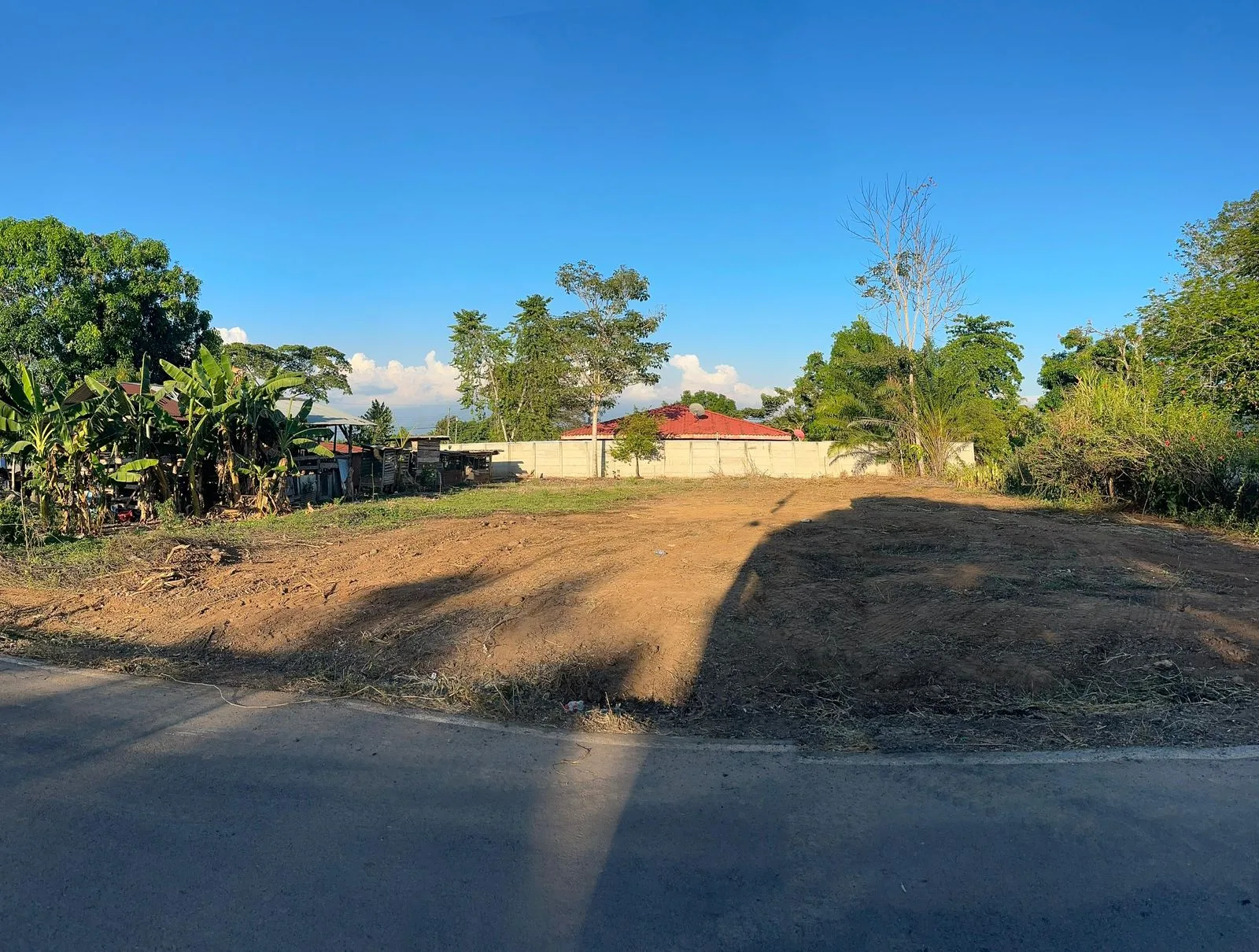 Se vende lote de 1.000m2 plano - foto 2
