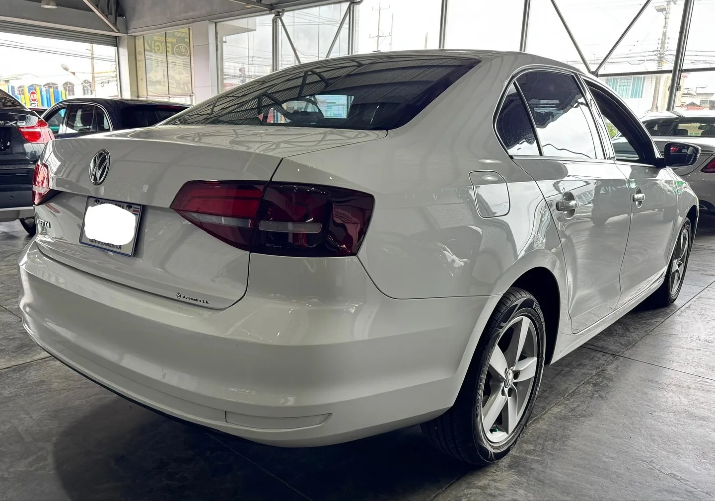 Volkswagen Jetta 2016 - foto 4