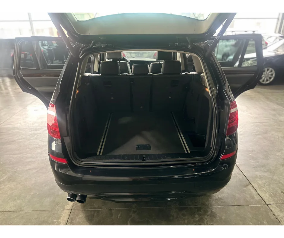 BMW X3 2015 en Costa Rica | Automático, Motor 2.0 Gasolina, 112,790 km - foto 2