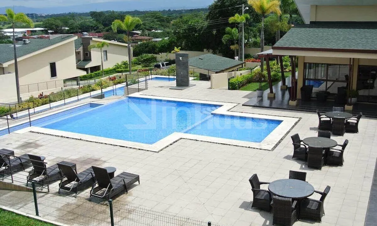 Venta de Casa en Condominio Altavista - foto 4