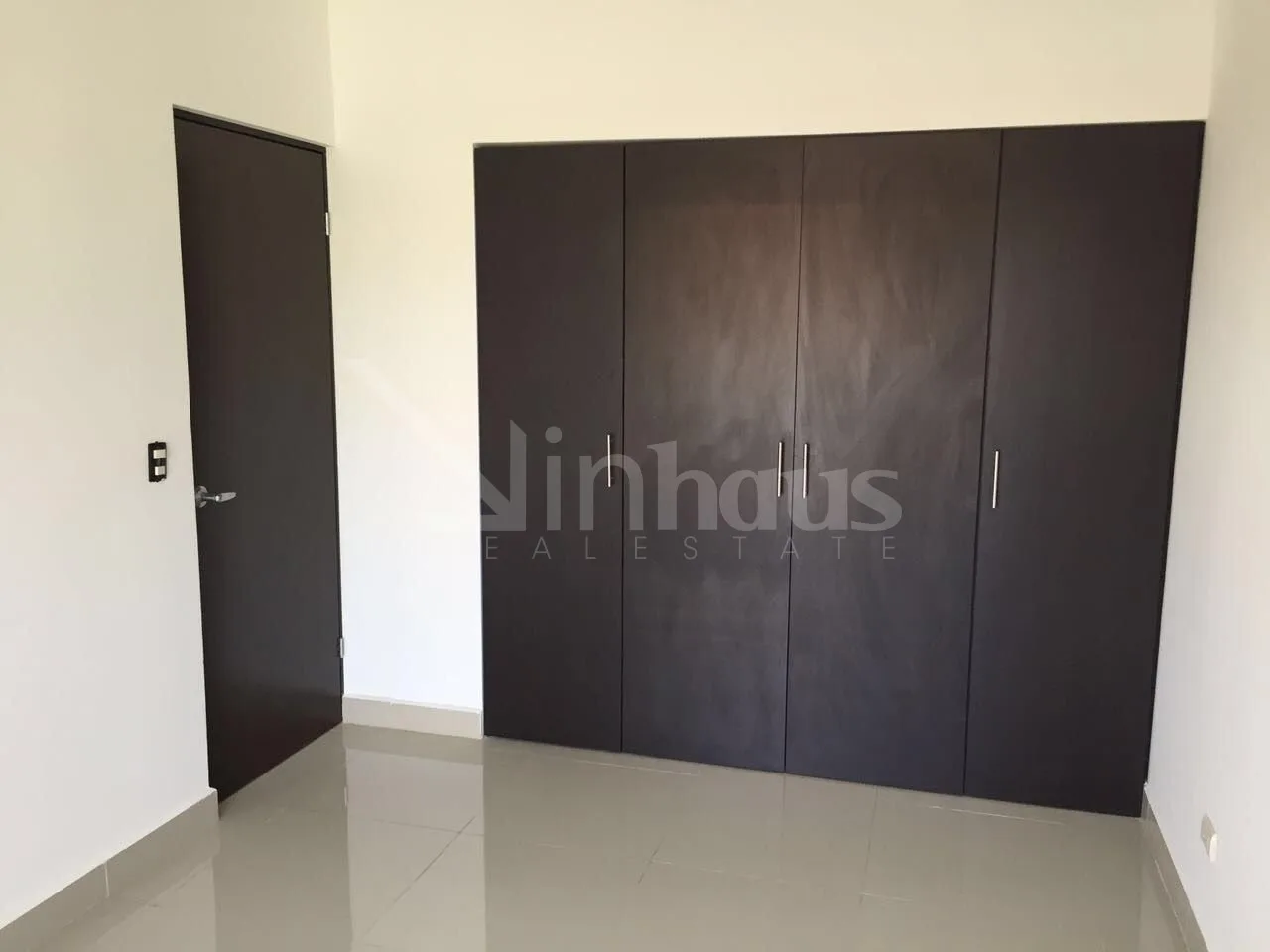 Casa Nueva en Venta en Rohrmoser, con excelente ubicación. - foto 4