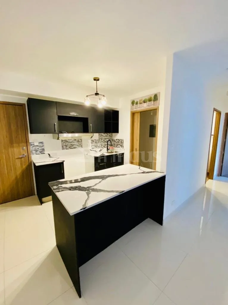 Venta de apartamento en condominio Rio Oro - foto 3