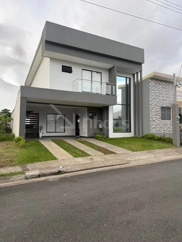 ¡Estrene Casa Nueva! Residencial Privado con Acceso Controlado