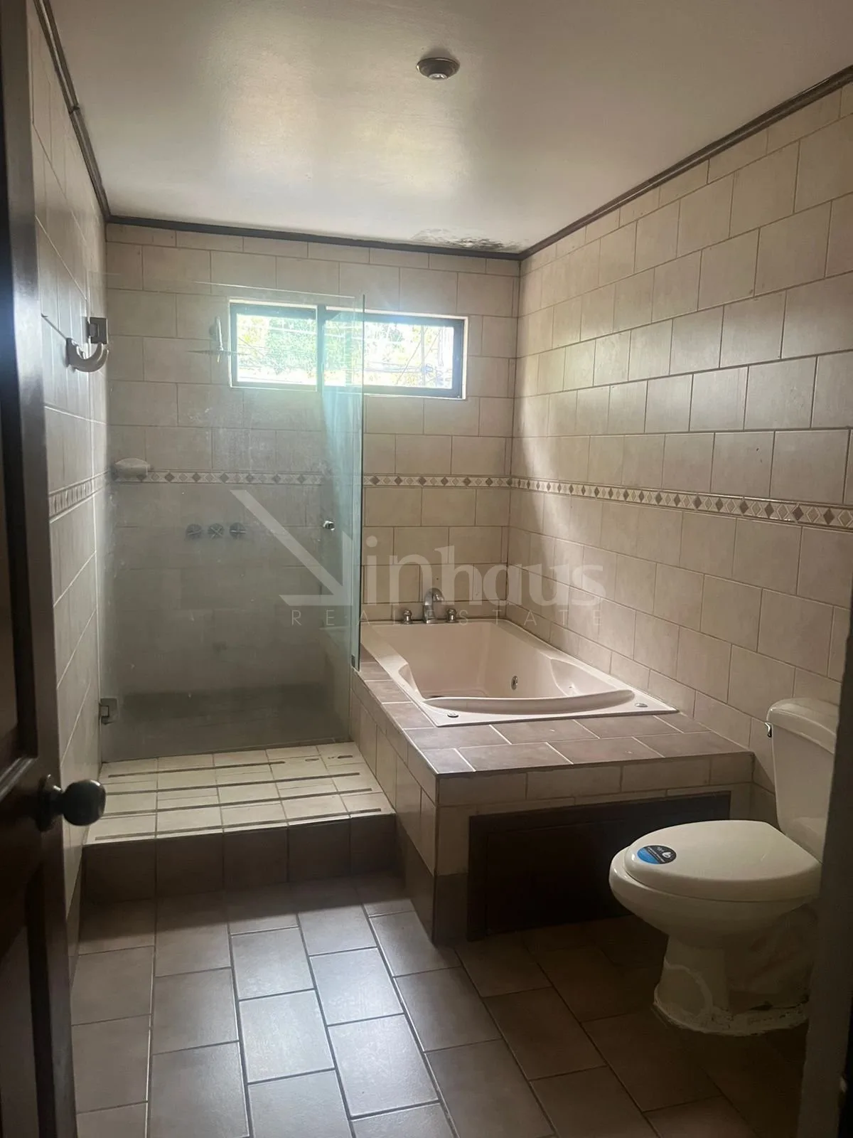 Remate bancario en Curridabat – Guayabos - foto 4
