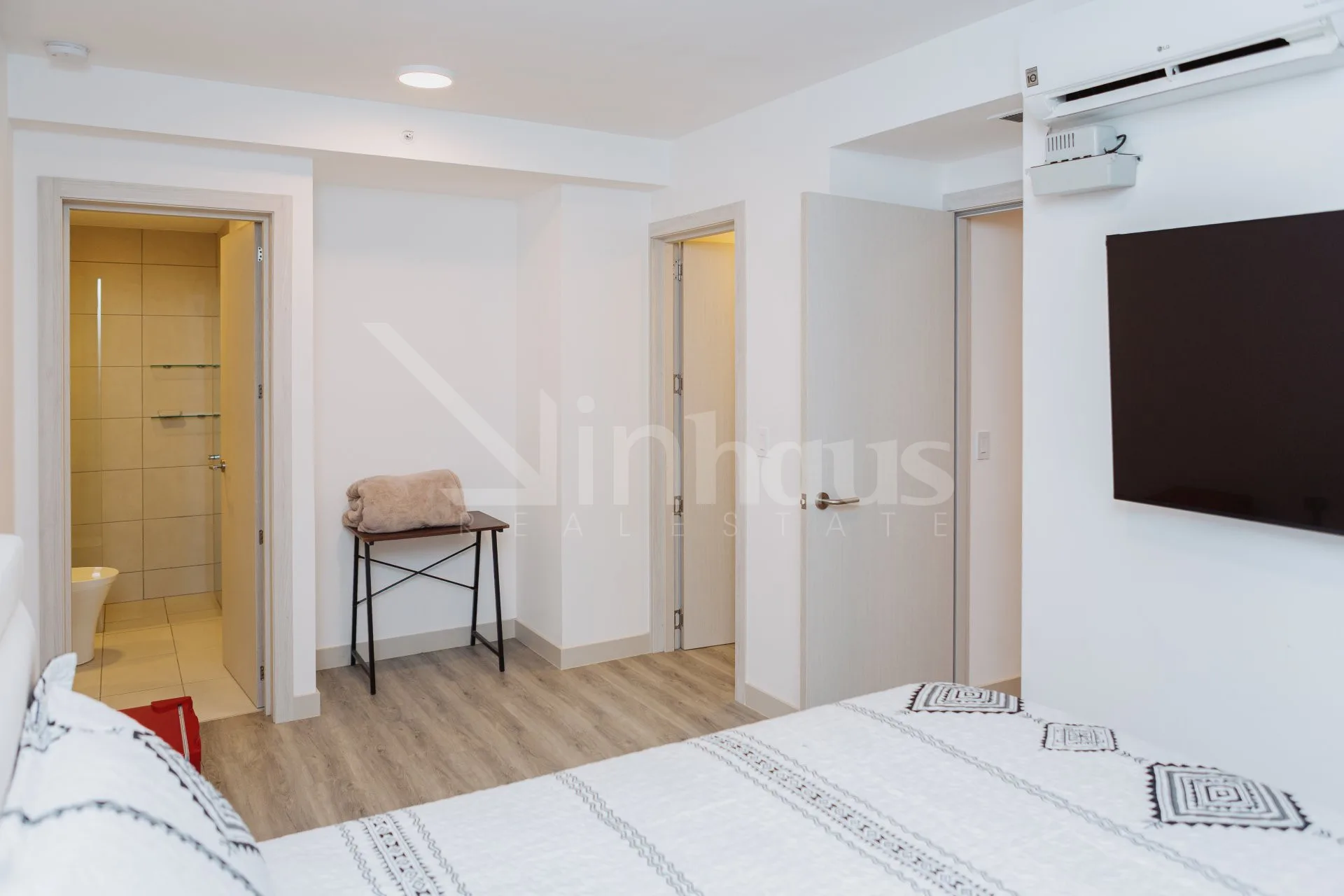 Alquiler de apartamento amueblado en Núcleo Sabana - foto 4