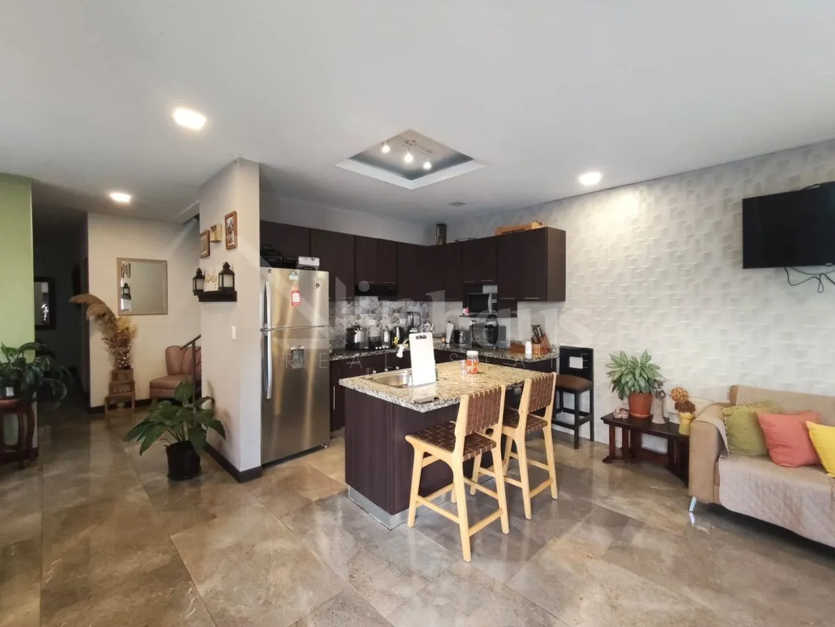 Casa en venta en San Francisco Coronado - foto 4