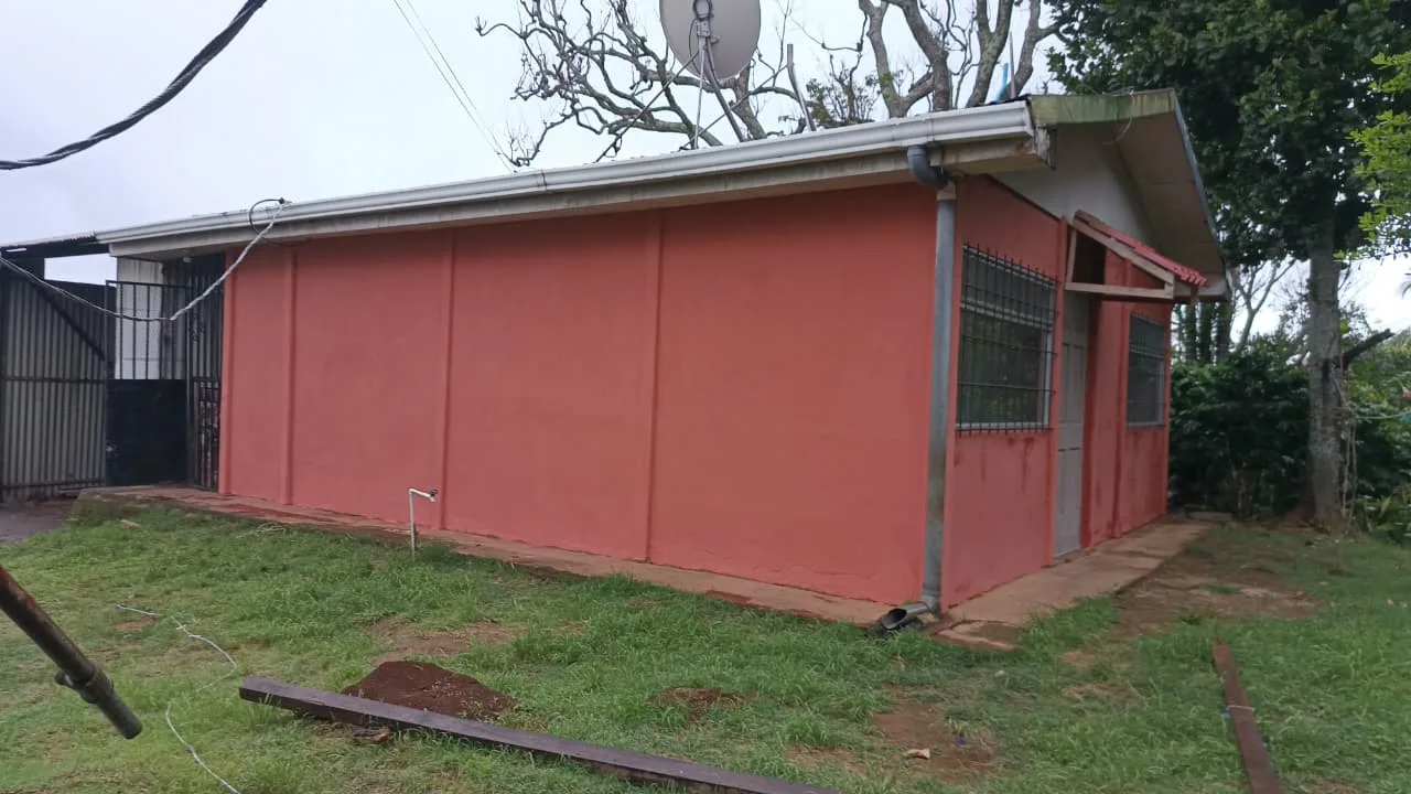 Se vende casa en Los Angeles, Sabanilla. Alajuela 5min de Poas