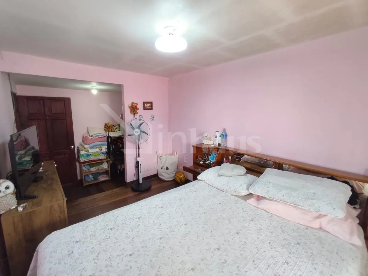 Venta de casa en Alajuelita - foto 3