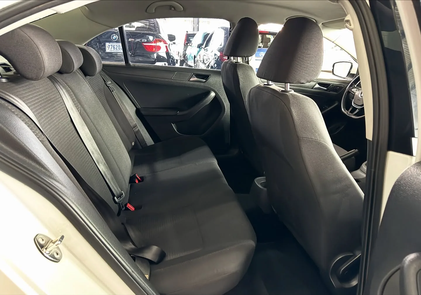 Volkswagen Jetta 2016 - foto 3