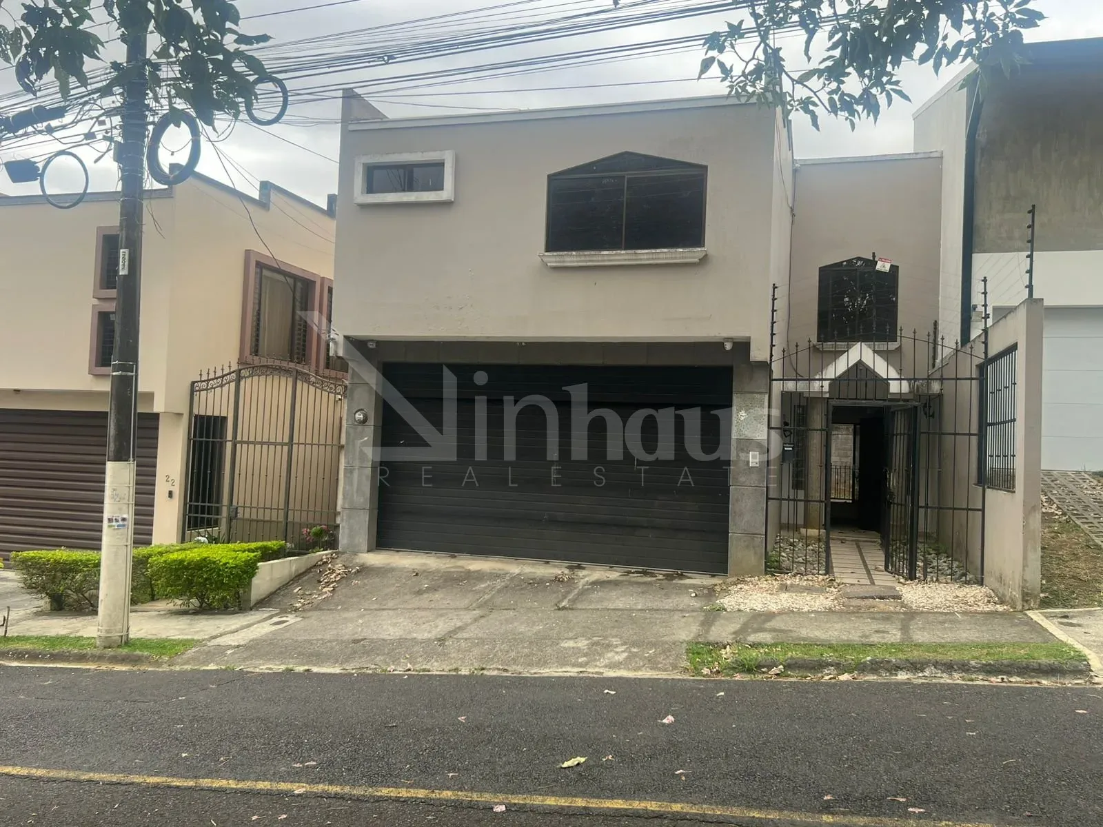 Remate bancario en Curridabat – Guayabos