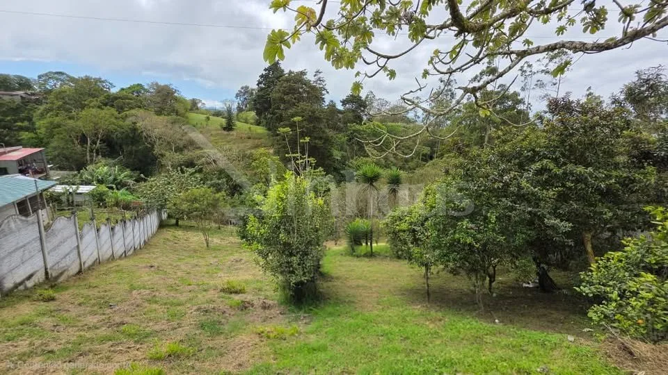 Venta de casa en amplio terreno en Cascajal de Coronado - foto 5