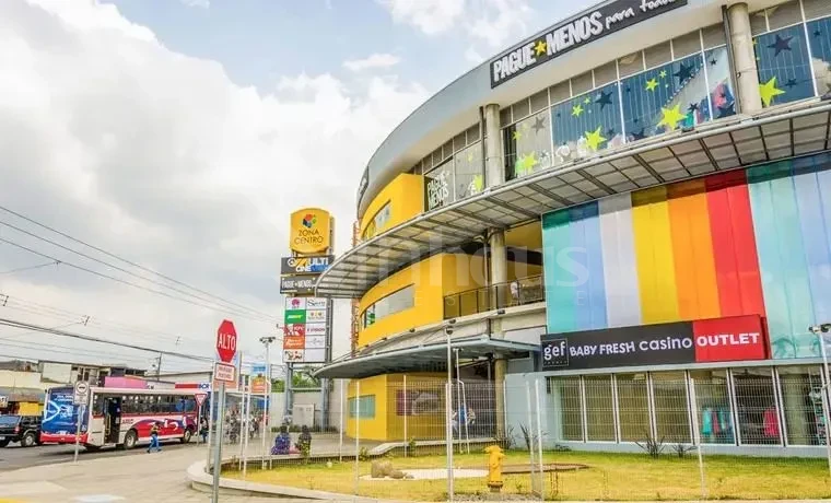 Venta de Lote Comercial en Curridabat
