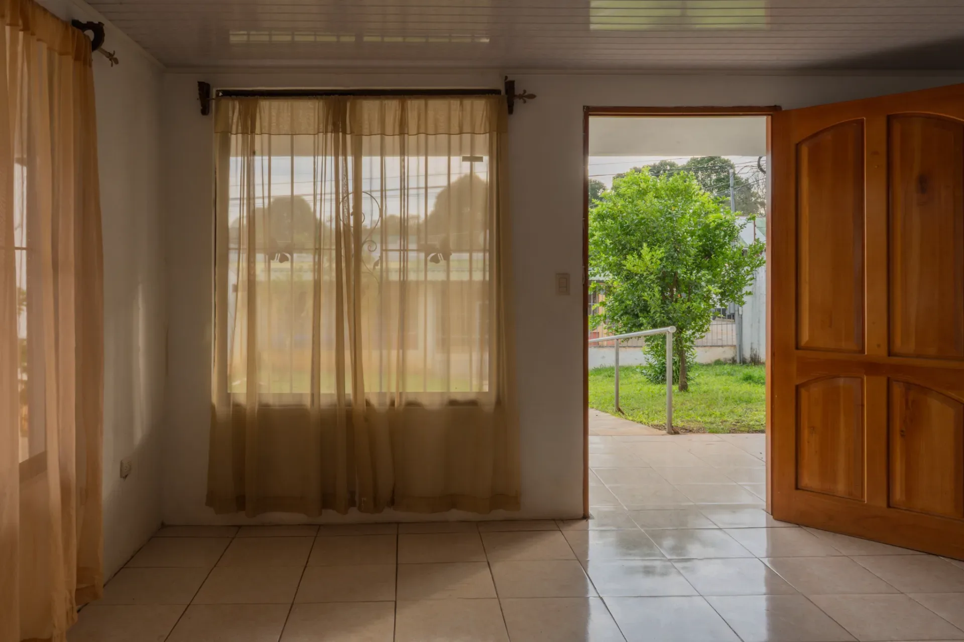 Amplia y cómoda casa en excelente ubicación, Perez Zeledon - foto 3