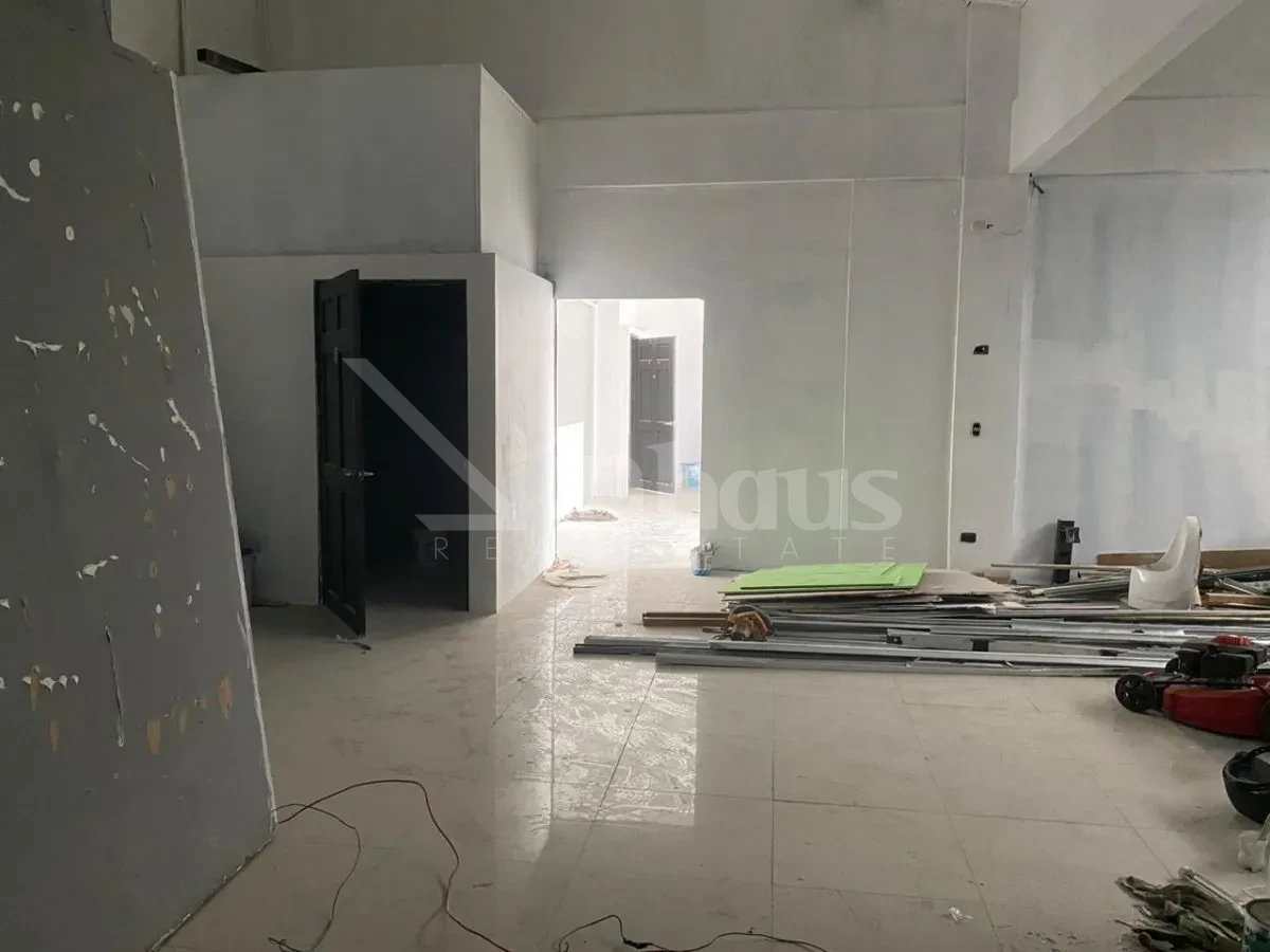 Alquiler de edificio con locales comerciales en Heredia - foto 3