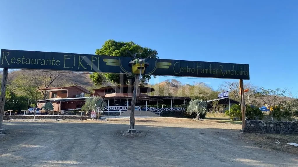 Venta de restaurante centro turístico en Carrillo, Guanacaste - foto 2