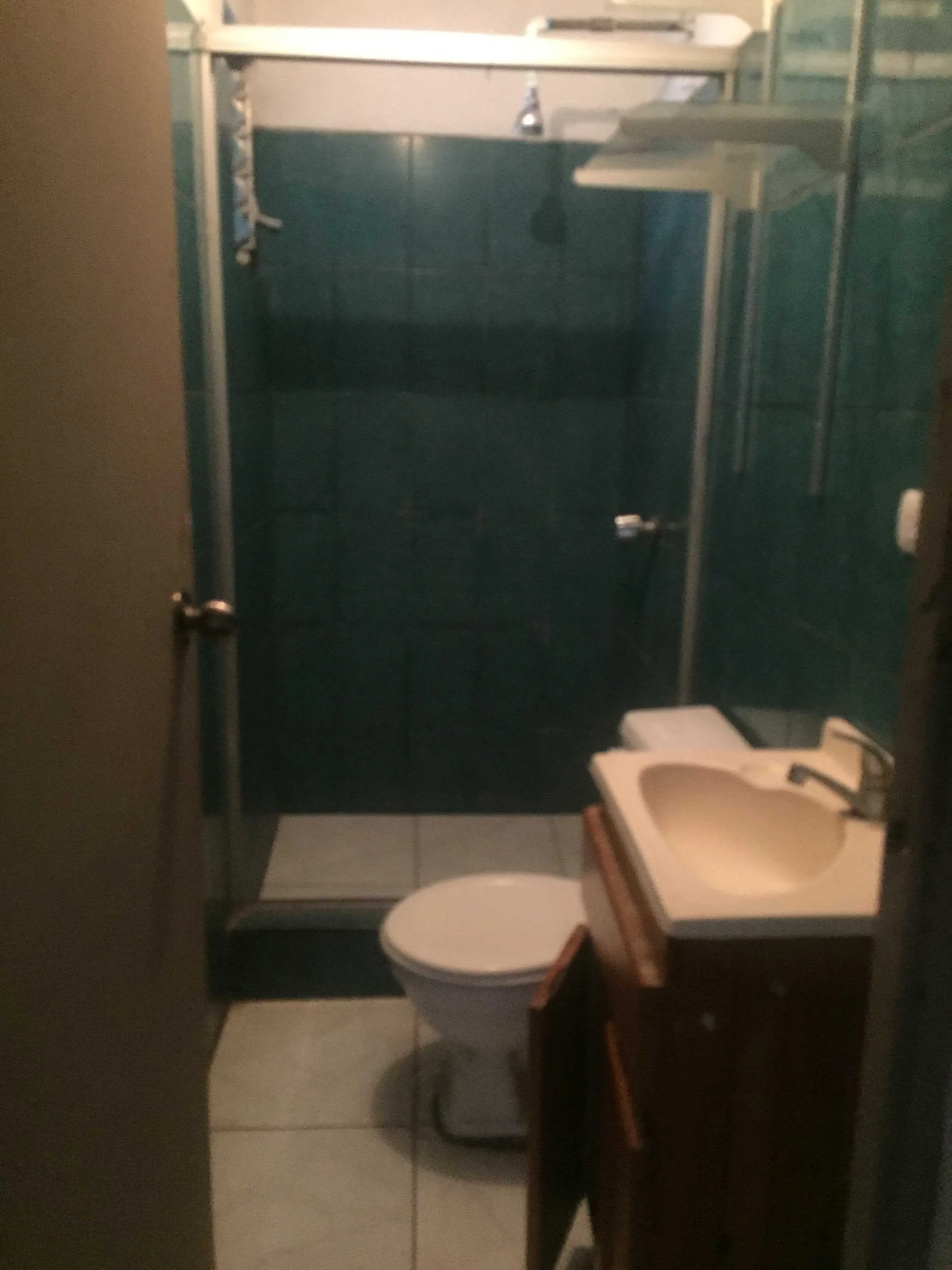 SE ALQUILA APARTAMENTO - foto 2