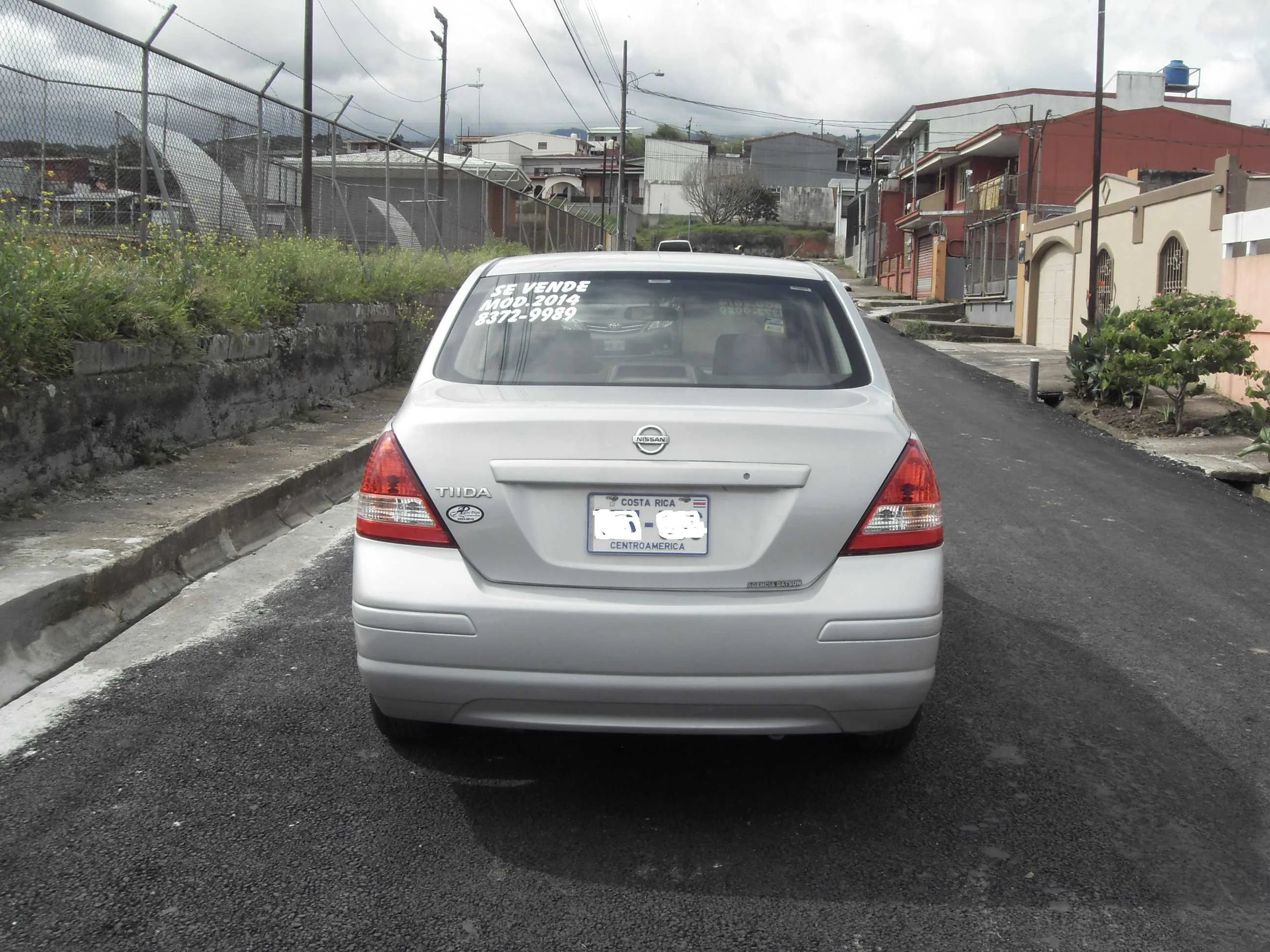 Nissan Tiida 2014 manual 1600cc - foto 4