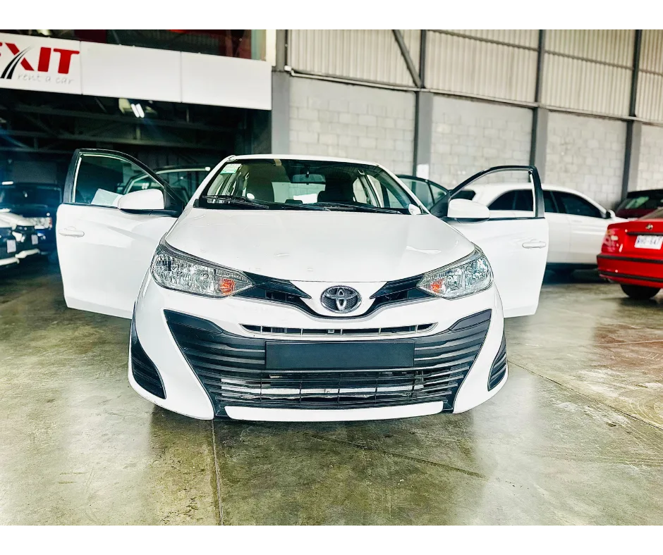 Hermoso Toyota Yaris 2019 - foto 4