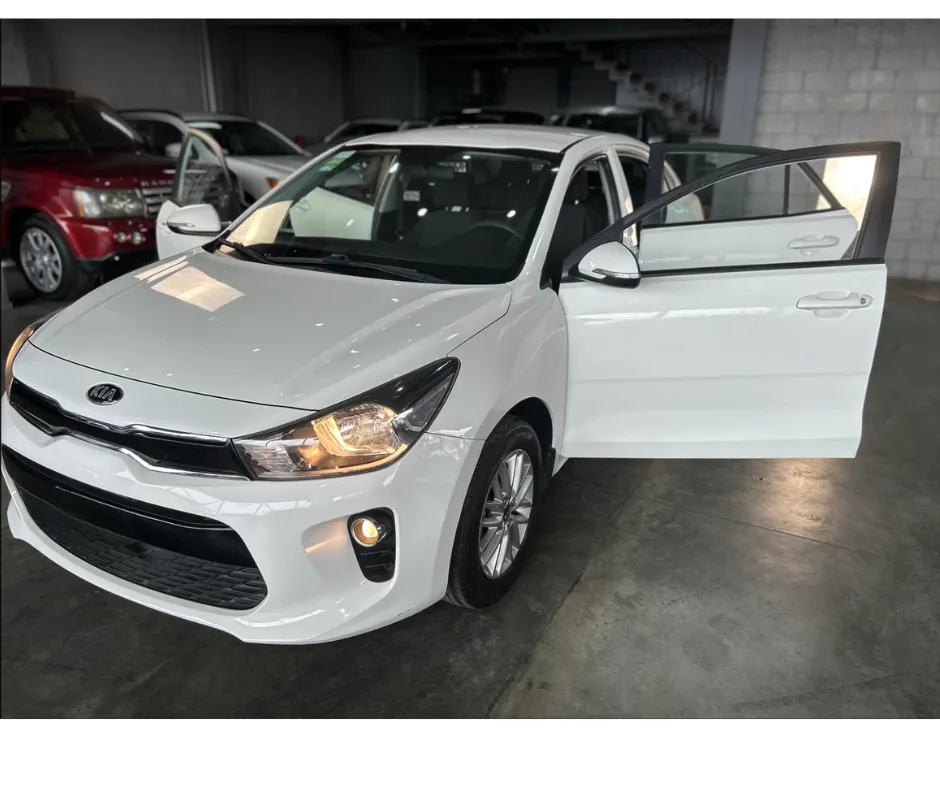 Kia Rio 2019 Sedán en Costa Rica | Automático, Motor 1.4 Gasolina, ₡6.000.000 - foto 4