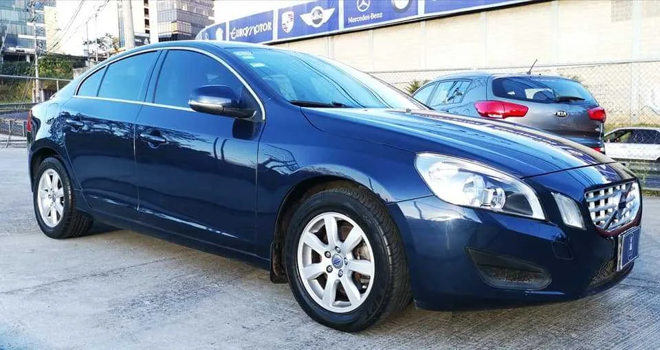 Se Vende Toyota Fortuner SRV 2019 - foto 5