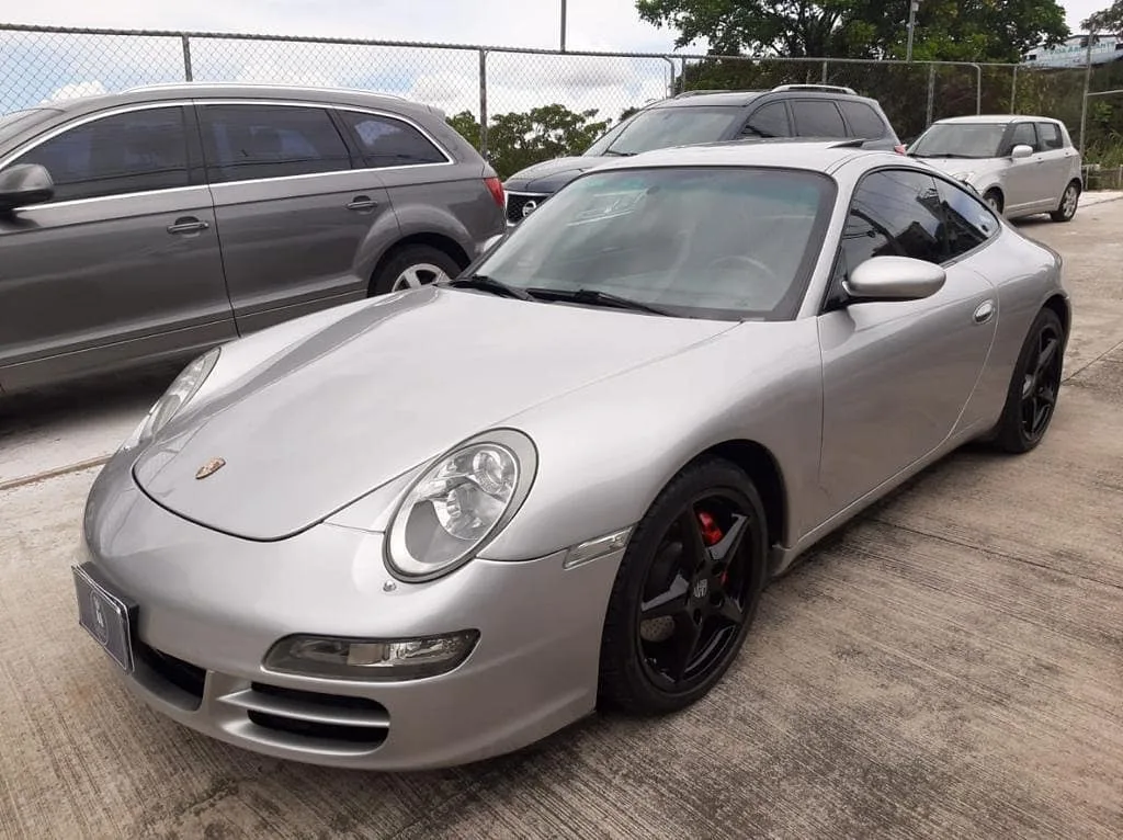 Se vende Porsche 911 Carrera 2003