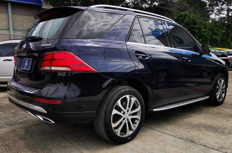 Se vende Mercedes Benz GLE250D - foto 4