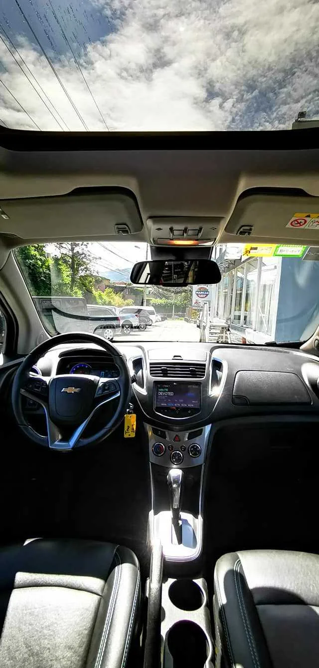 Se Vende Chevrolet Trax LTZ 20015 - foto 5