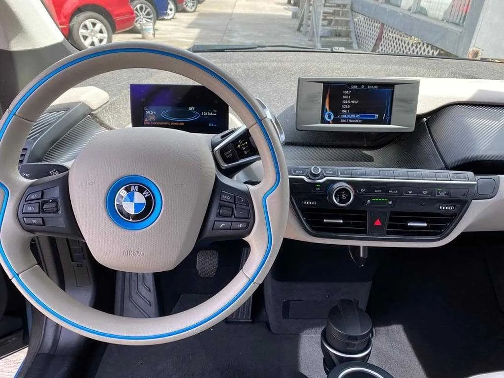 Se Vende BMW i3 2017 - foto 5