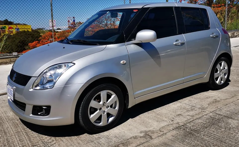 Se Vende Suzuki Swift. Año 2011.