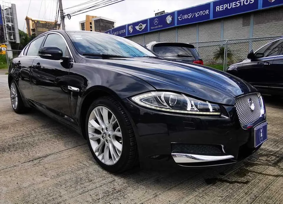 Se Vende Jaguar XF 2012 - foto 3