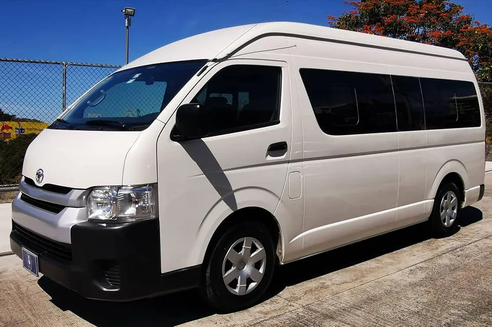 Se vende Toyota Hiace 2019