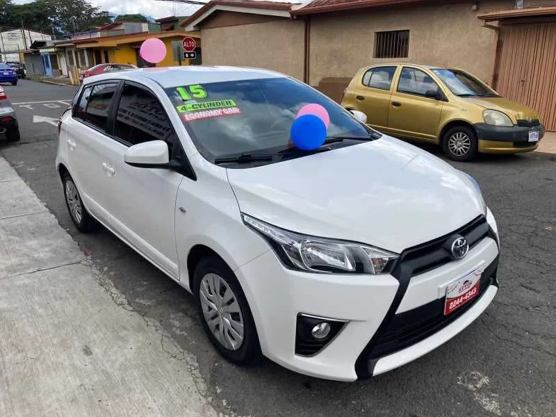 SE VENDE TOYOTA YARIS E-VVT-i-201 - foto 3