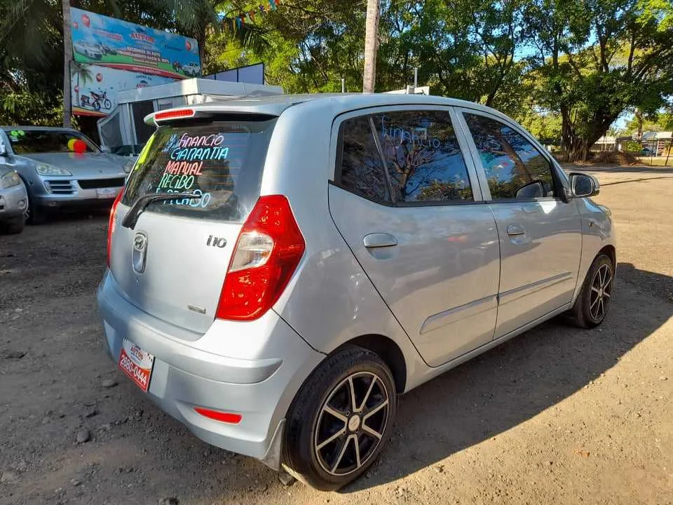 Se Vende Hyundai I10 2011 - foto 6